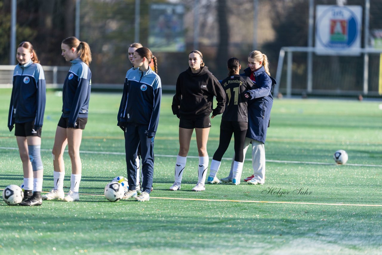 Bild 103 - wBJ VfL Pinneberg2 - Eimsbuttler TV 3 : Ergebnis: 5:0